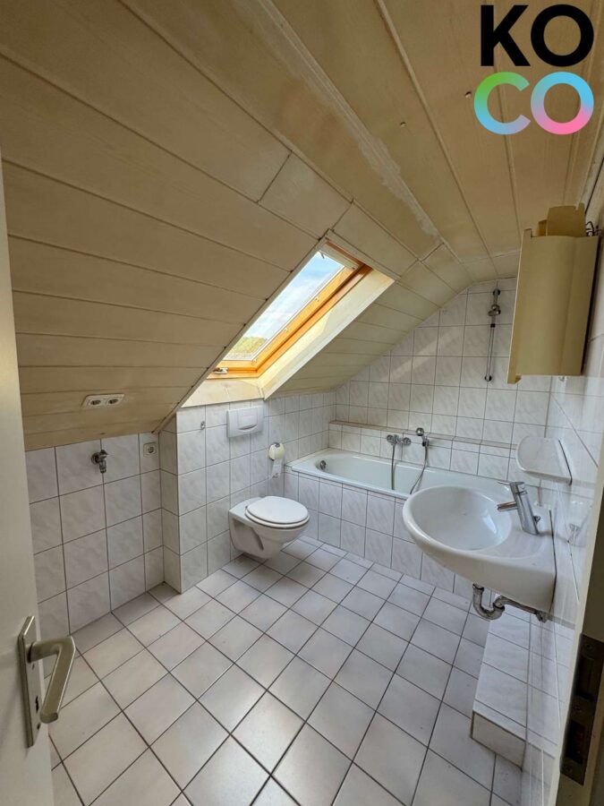 Badezimmer Dachgeschoss Wohnung