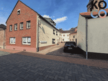 Authentische Hofanlage mit fünf Wohneinheiten, Innenhof und außergewöhnlichem Entwicklungspotenzial, 41372 Niederkrüchten, Mehrfamilienhaus