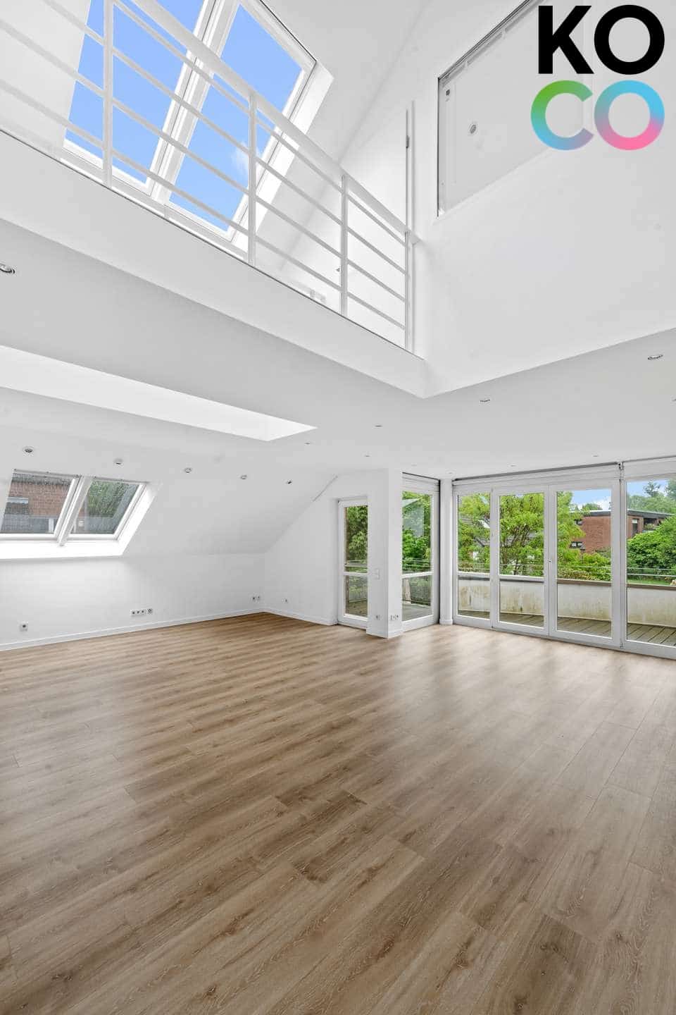 Wohnzimmer mit Galerie