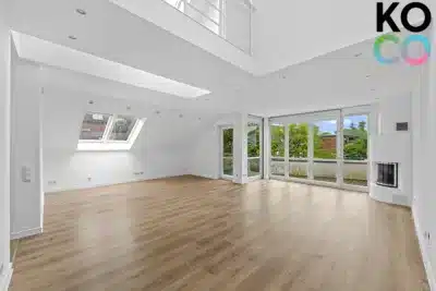 Loft-Feeling über zwei Ebenen: Außergewöhnliche Maisonette mit Galerie & Kamin in Hösel, 40883 Ratingen-Hösel, Maisonette