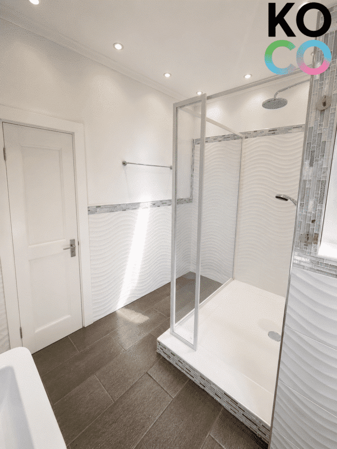 Badezimmer - Repräsentative 130 m² Altbauwohnung mit 100 m² Garten und Sonnenterrassen am Minto