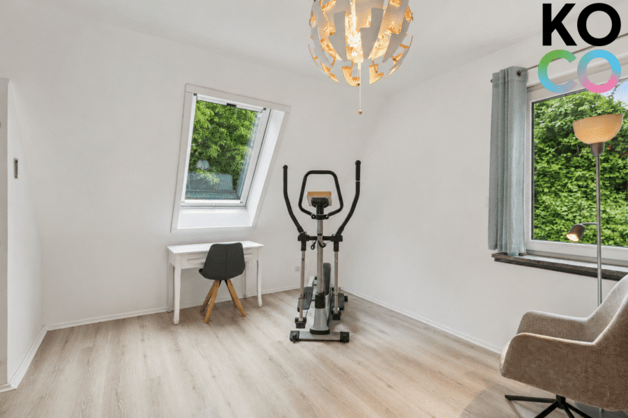 1.OG Sportzimmer - Seltene Gelegenheit in Ratingen-Mitte – Freistehendes Einfamilienhaus mit wunderschönem Garten
