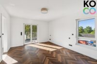 Elternschlafzimmer mit Terrassenzugang