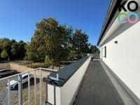 Umlaufende Dachterrasse, Blick in den Gartenbereich