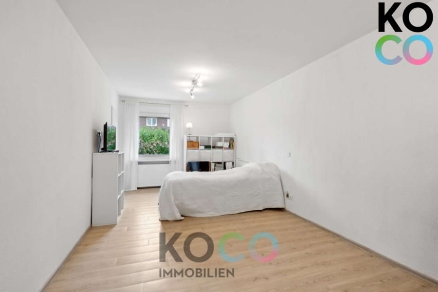 Schlafzimmer - Arbeiten, Lagern, Wohnen – Flexibler Bungalow mit Halle für Handwerker, Kreative & Händler