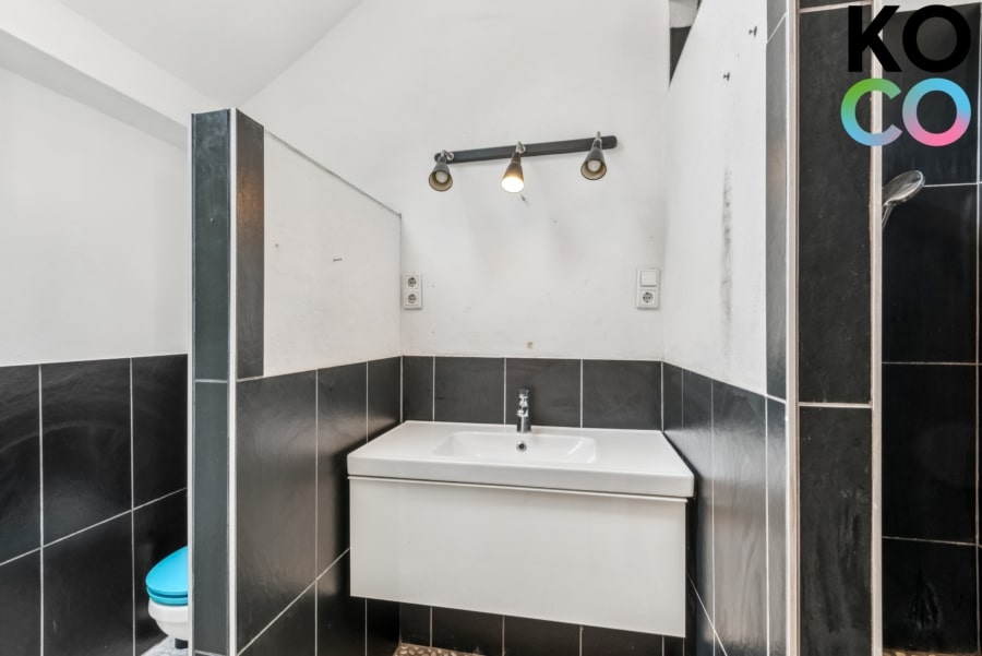 2.Badezimmer - Investieren in Toplage: Maisonettewohnung mit Terrasse