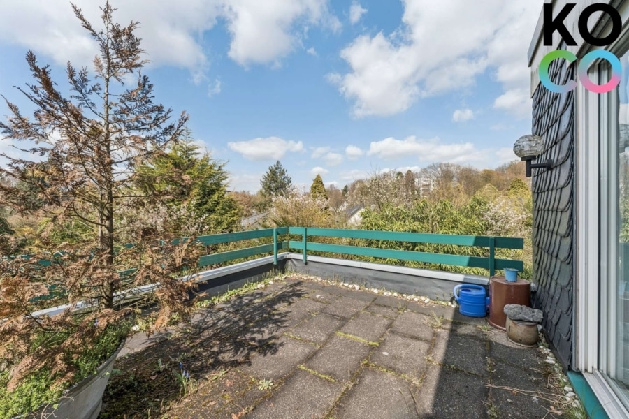 Terrasse oben - Reihenendhaus mit Gartenparadies