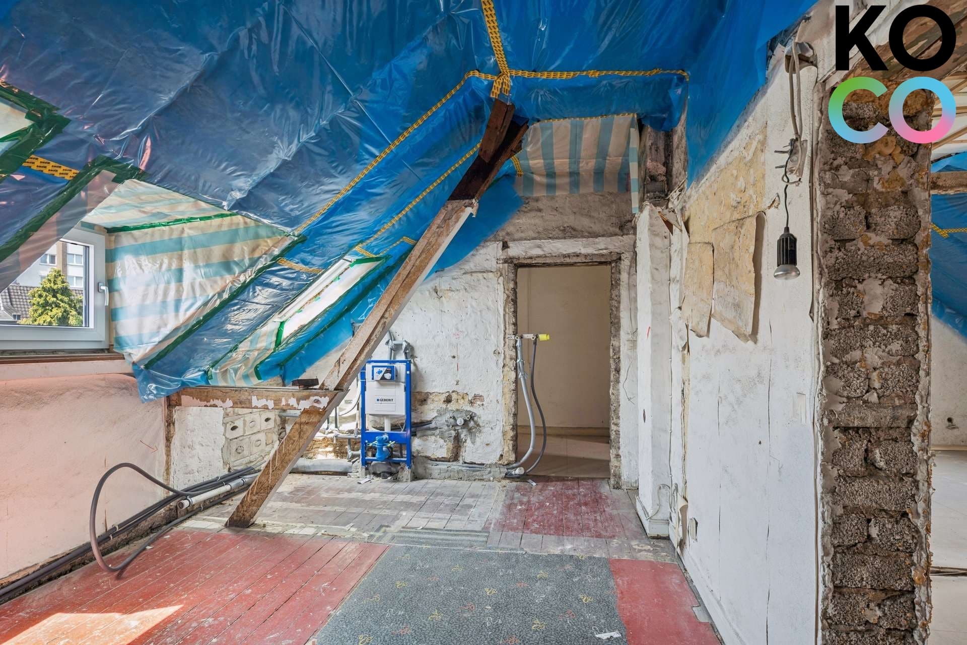 Badezimmer/Schlafzimmer DG