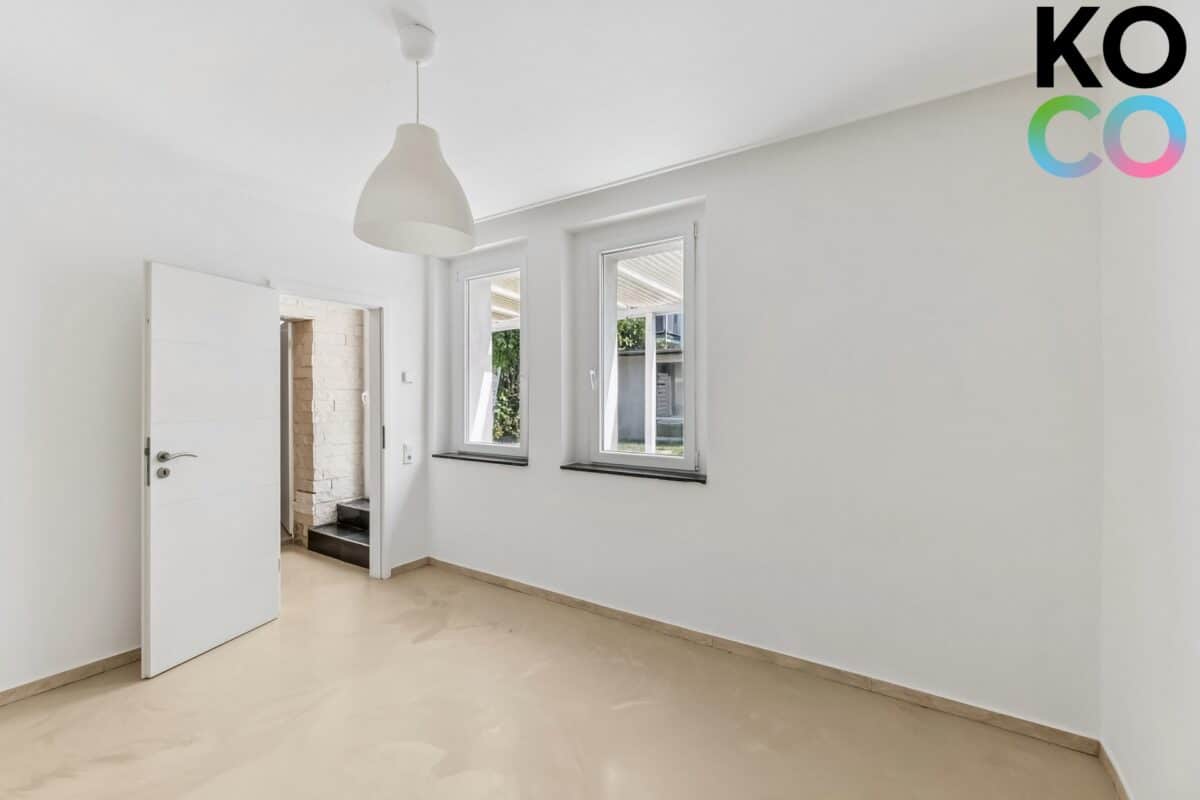 Kinder,-Arbeitszimmer