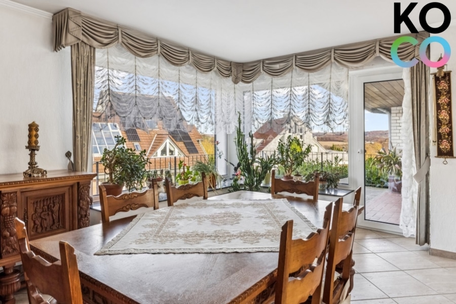 Wohn-/Essbereich Ansicht 2 - Freistehend, mit toller Aussicht! Sackgassenlage. Ideal für Familien.