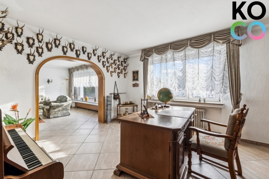 Arbeitszimmer - Freistehend, mit toller Aussicht! Sackgassenlage. Ideal für Familien.