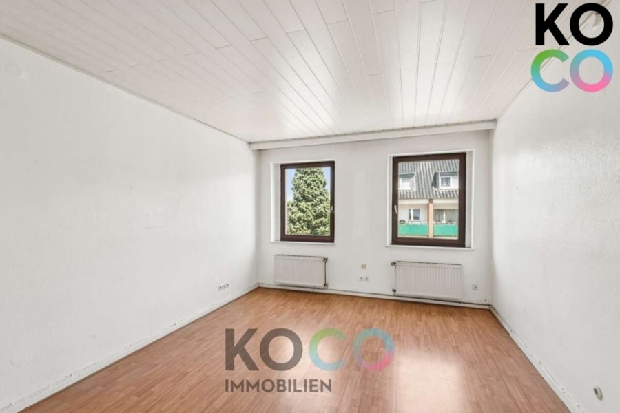 Schlafzimmer OG - Großzügiges Haus mit viel Potenzial – Zweifamilienhaus für Eigennutzer oder Kapitalanleger!!