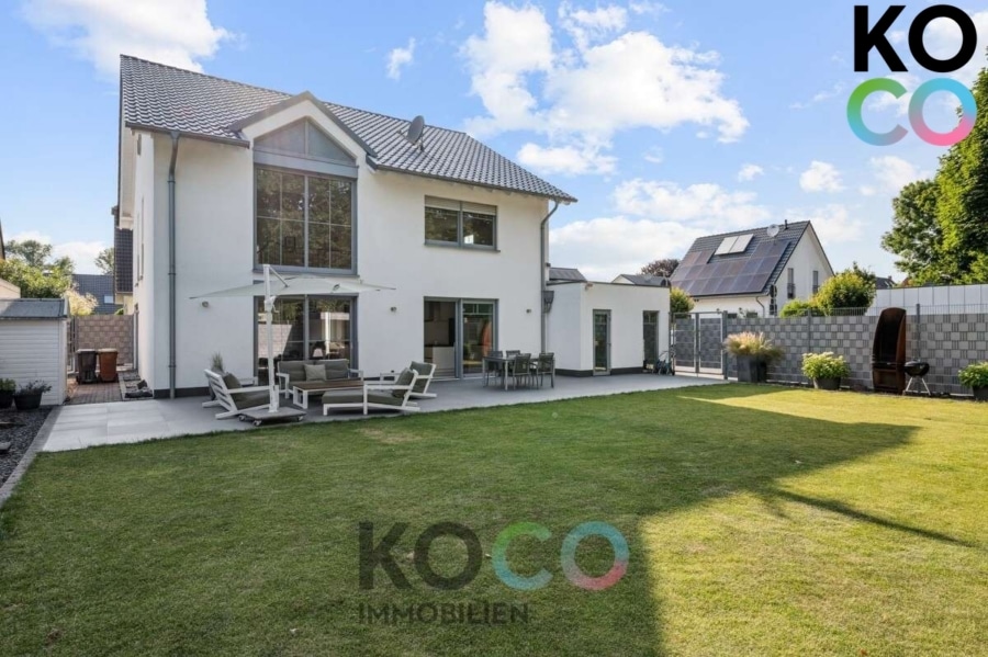 Garten - Exklusives Einfamilienhaus mit Galerie, Design & Komfort