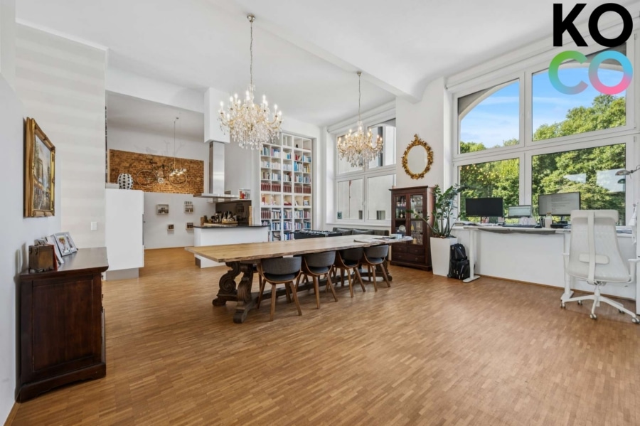 Offener Essbereich - Exklusives Loft 4,20 m Decken! 100qm Terrasse & Blick ins Grüne!