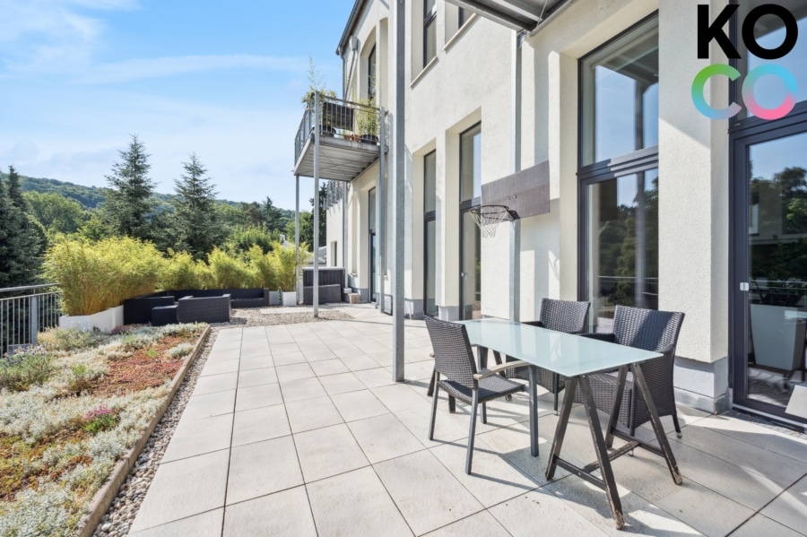 Terrasse - Exklusives Loft 4,20 m Decken! 100qm Terrasse & Blick ins Grüne!