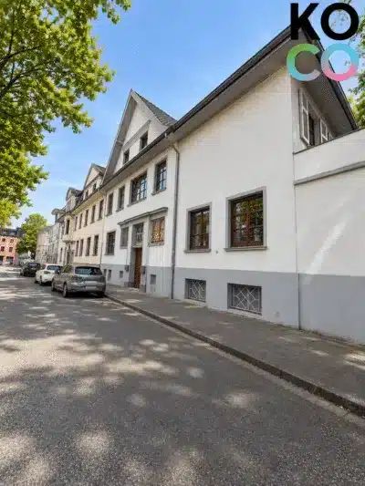 Seltene Stadtvilla im Gründerzeitviertel – vis-à-vis zur Kaiser-Friedrich-Halle & zum Bunten Garten, 41061 Mönchengladbach, Mehrfamilienhaus