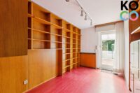 Kinderzimmer/Arbeitszimmer mit Zugang zum Wintergarten