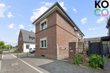 Ein Haus – viele Möglichkeiten: Wohnen, vermieten oder neu bauen im beliebten Neusser Stadionviertel, 41464 Neuss, Zweifamilienhaus