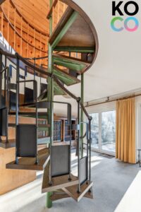Treppe zum Dachgeschosszimmer