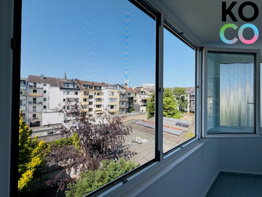 Ausblick - Kernsanierte 2-Zimmer-Wohnung in Unterbilk – Erstbezug