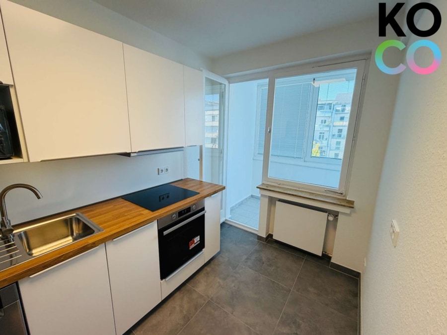Küche - Kernsanierte 2-Zimmer-Wohnung in Unterbilk – Erstbezug