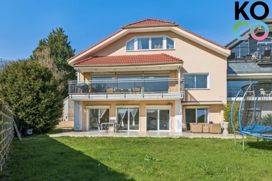 Ansicht hinten - Großzügiges Einfamilienhaus mit Einliegerwohnung & Südgarten in Velbert-Flandersbach