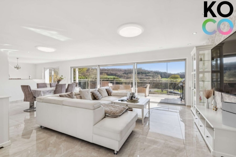 Wohnzimmer - Großzügiges Einfamilienhaus mit Einliegerwohnung & Südgarten in Velbert-Flandersbach