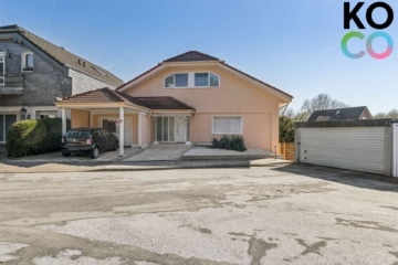 Großzügiges Einfamilienhaus mit Einliegerwohnung & Südgarten in Velbert-Flandersbach, 42549 Velbert, Haus