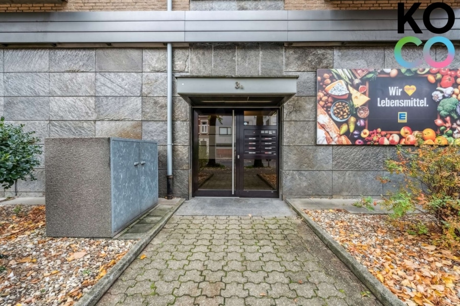 Eingang - Charmante 3-Zimmer-Wohnung mit durchdachtem Grundriss in ruhiger Lage von Düsseldorf-Urdenbach